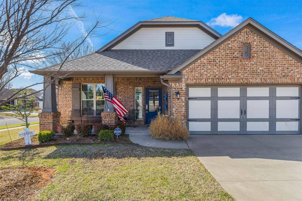 1 Ivory DR, Yukon, OK 73099