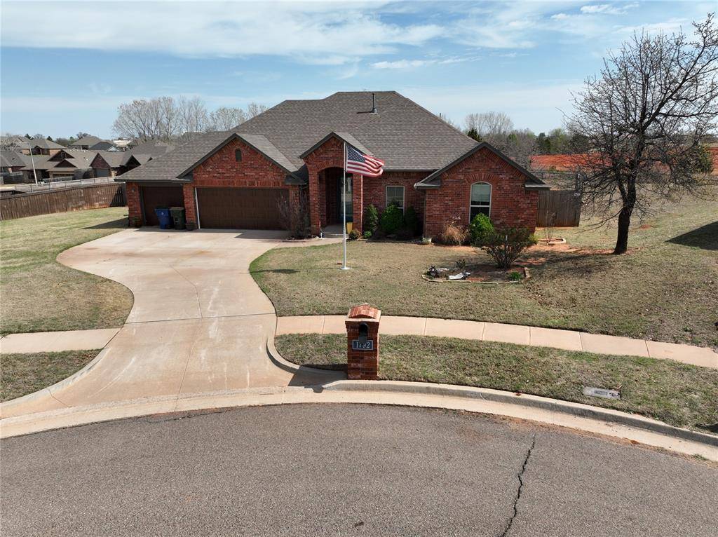 1792 Doc Bar AVE, Blanchard, OK 73010