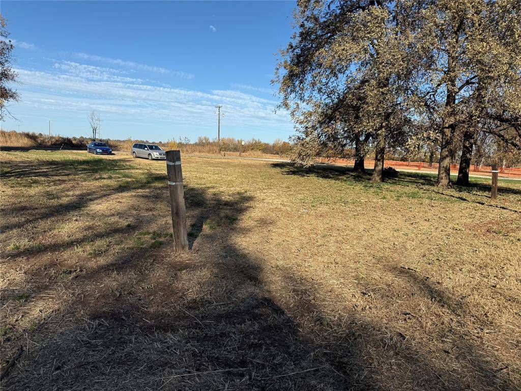 807 W College AVE, Guthrie, OK 73044