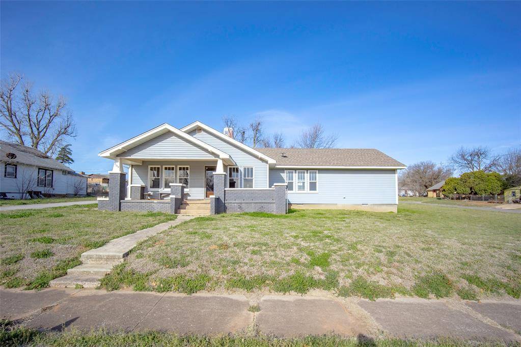 209 N Rush AVE, Rush Springs, OK 73082