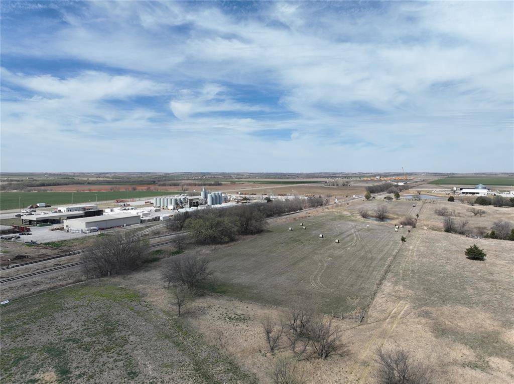06 E Dutton RD, Pocasset, OK 73079