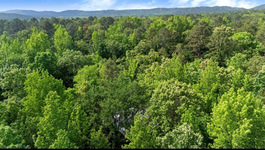 22 E. G. LN, Broken Bow, OK 74728