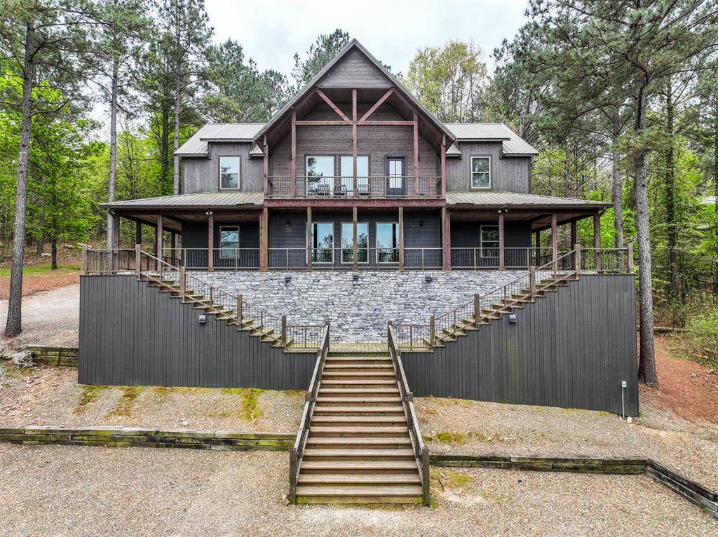 405 Red Berry TRL, Broken Bow, OK 74728