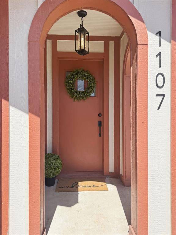 1107 W 2nd ST, Elk City, OK 73644