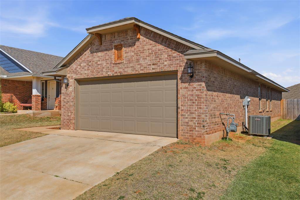 4720 Crystal Hill DR, Oklahoma City, OK 73179