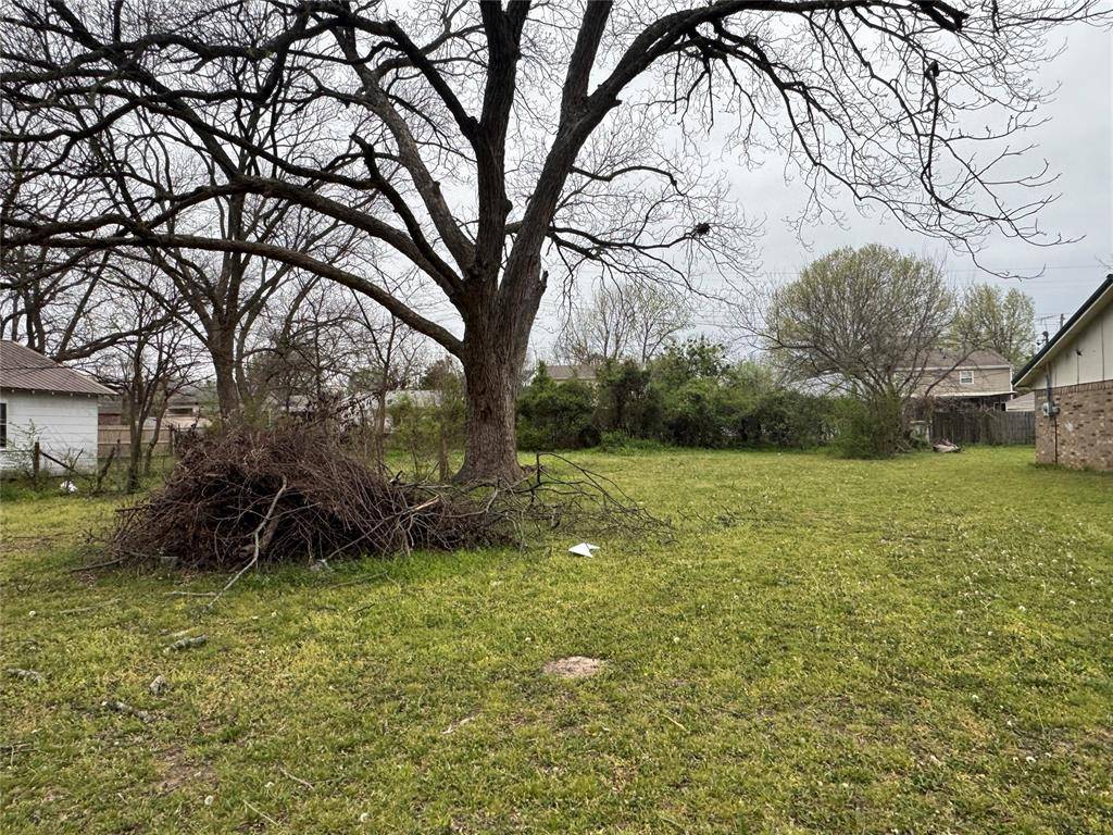 1215 N Gessel ST, Seminole, OK 74868