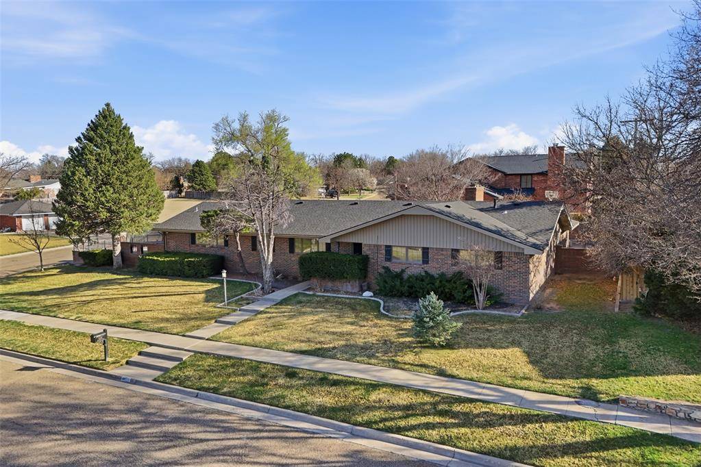 6225 Lakeview DR, Guymon, OK 73942