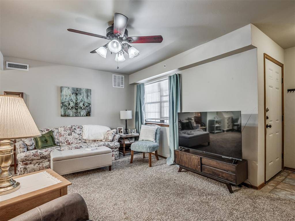 14309 N Pennsylvania AVE #9E, Oklahoma City, OK 73134