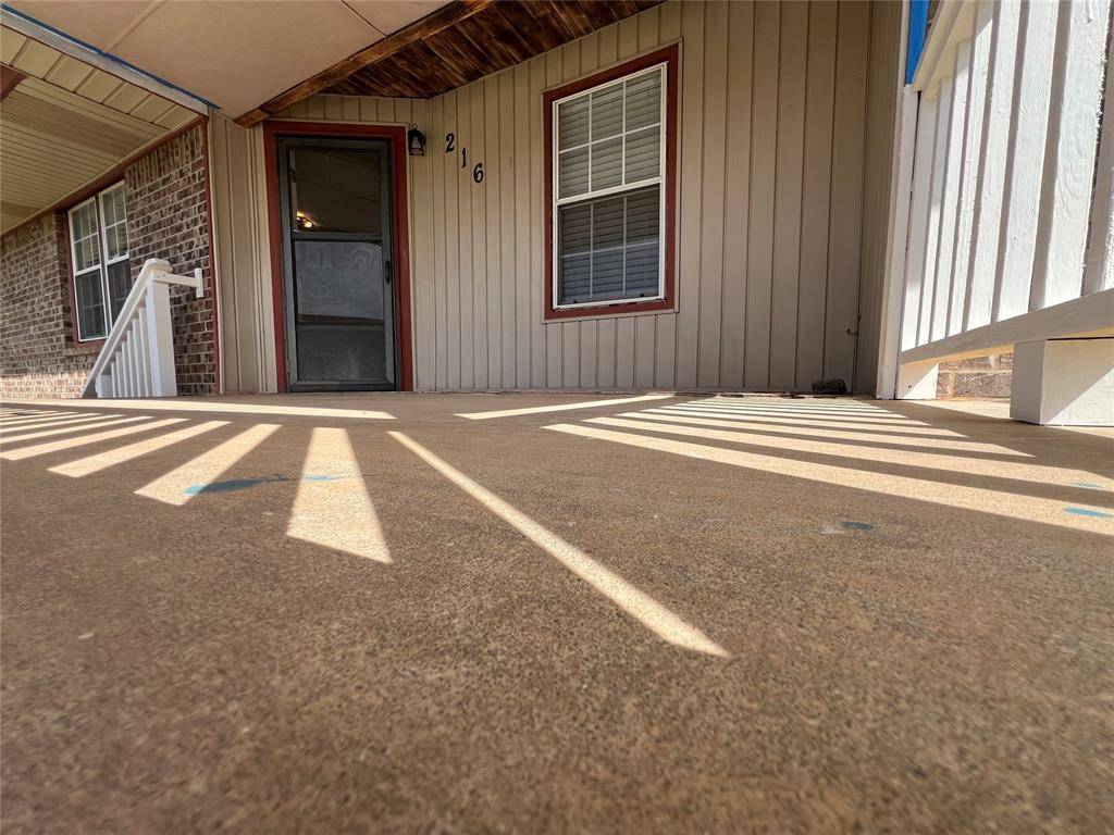 216 N Jefferson AVE, Blanchard, OK 73010