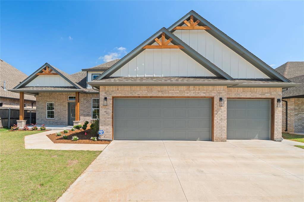 12017 SW 51st ST, Mustang, OK 73064