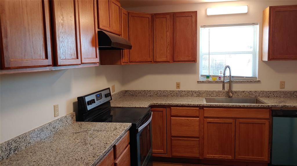 7612 NW 30th ST, Bethany, OK 73008