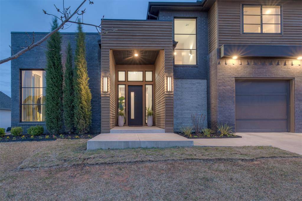 2924 Sandstone RDG, Edmond, OK 73034