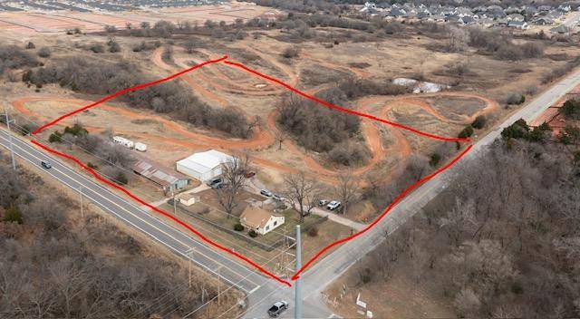 1300 N Air Depot BLVD, Edmond, OK 73034