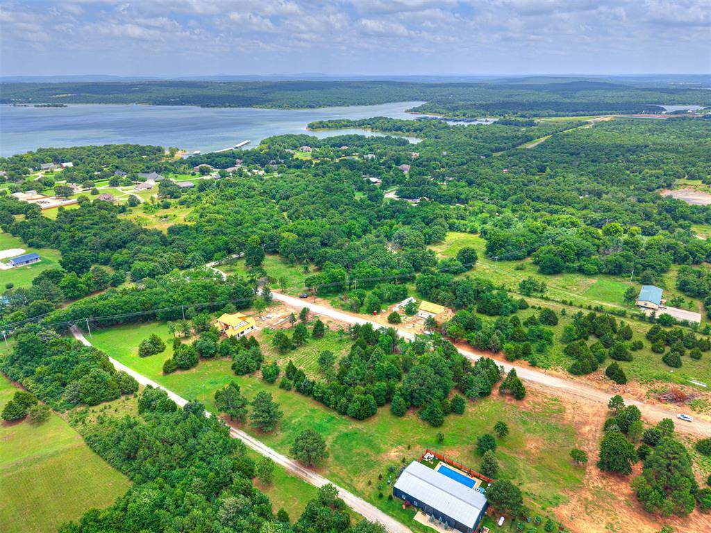 15 Emberlyn LN, Eufaula, OK 74432