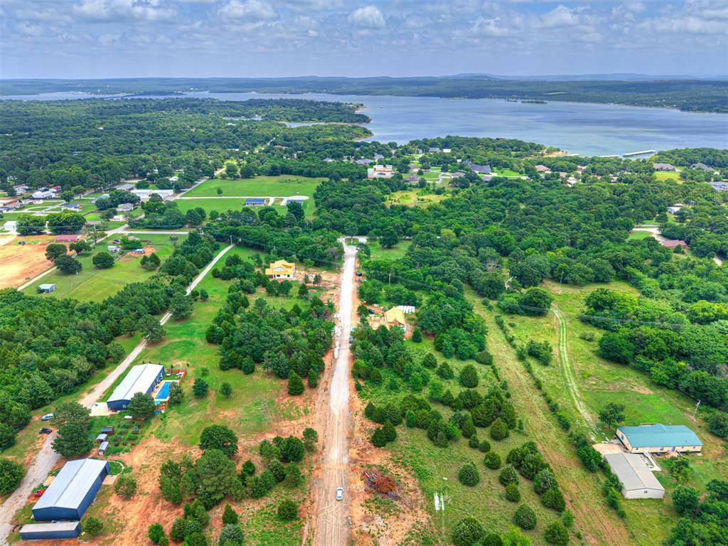 26 Emberlyn LN, Eufaula, OK 74432