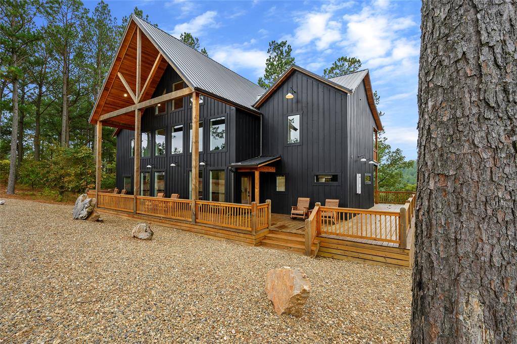 1793 Pine Hills RD, Broken Bow, OK 74728