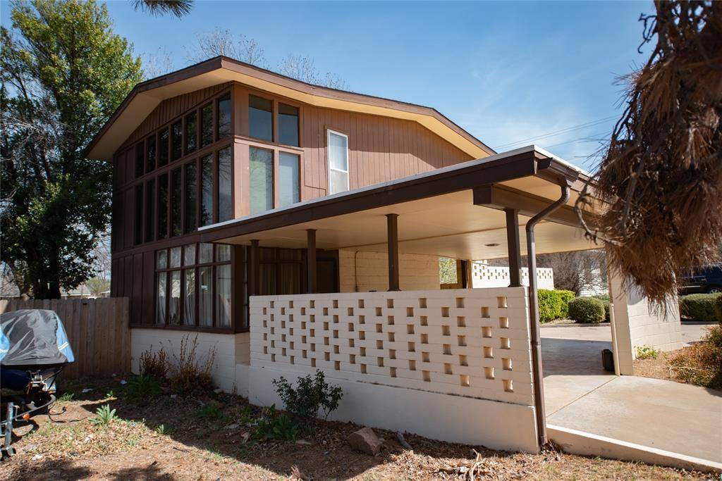115 E Van Buren ST, Mangum, OK 73554