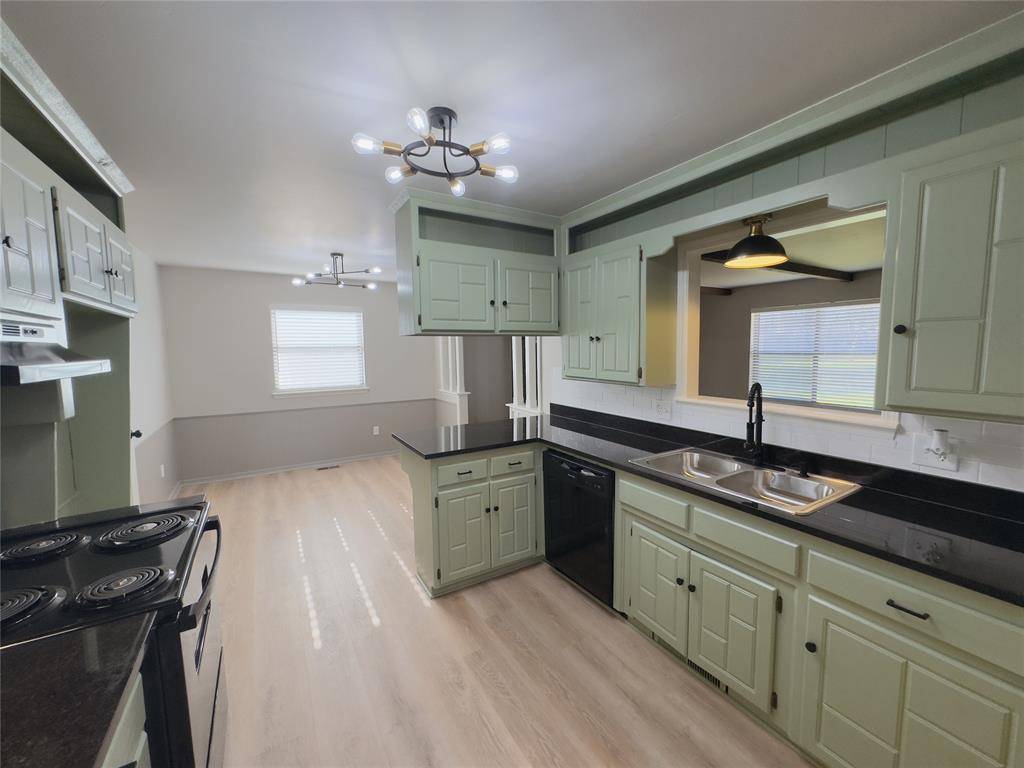 7028 Elk Canyon, Oklahoma City, OK 73162