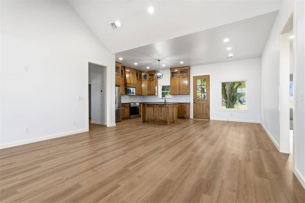 114 Garrett DR, Wynnewood, OK 73098