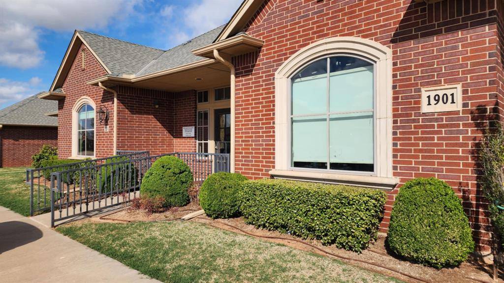 1901 W 33rd ST #120, Edmond, OK 73013