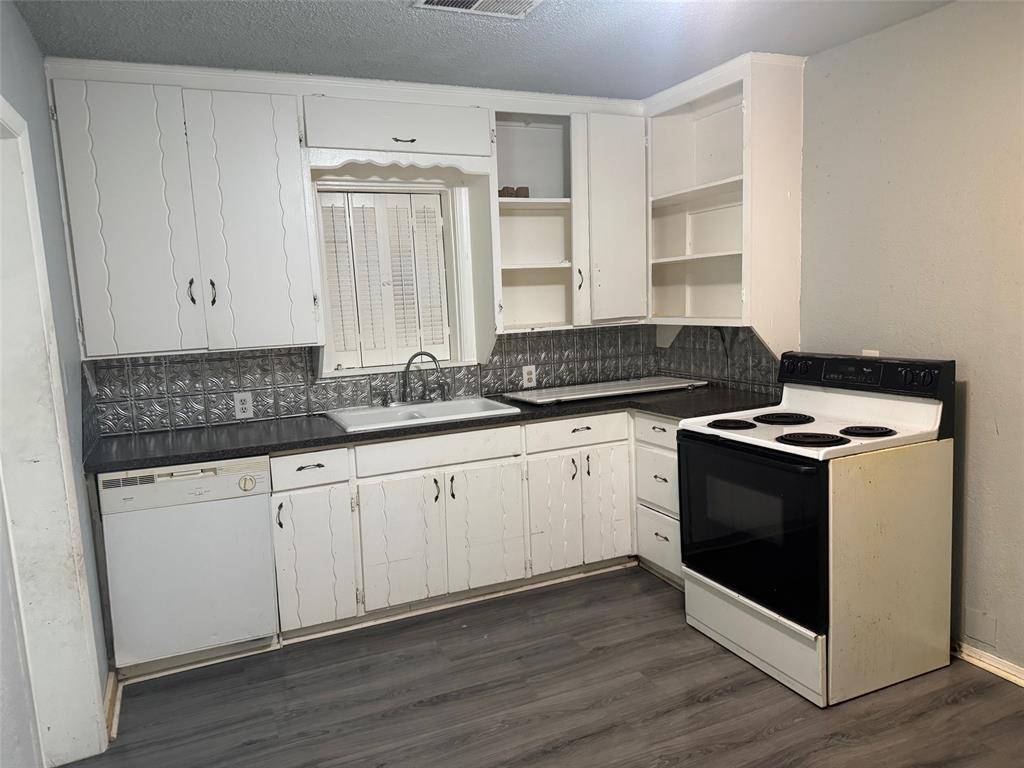 1040 SW 49 ST, Oklahoma City, OK 73109