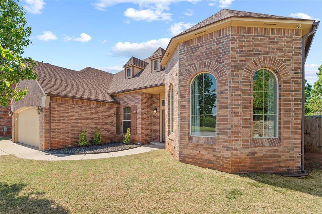 13617 Keswick LN, Yukon, OK 73099