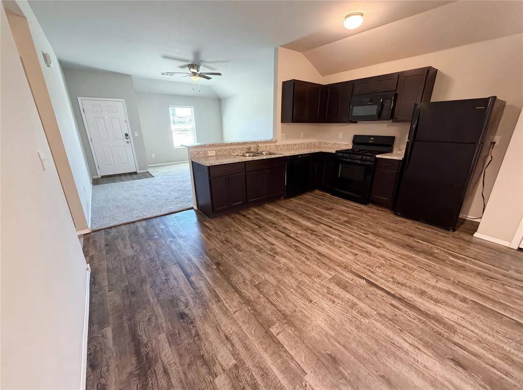 2308 Dillards DR, Chickasha, OK 73018