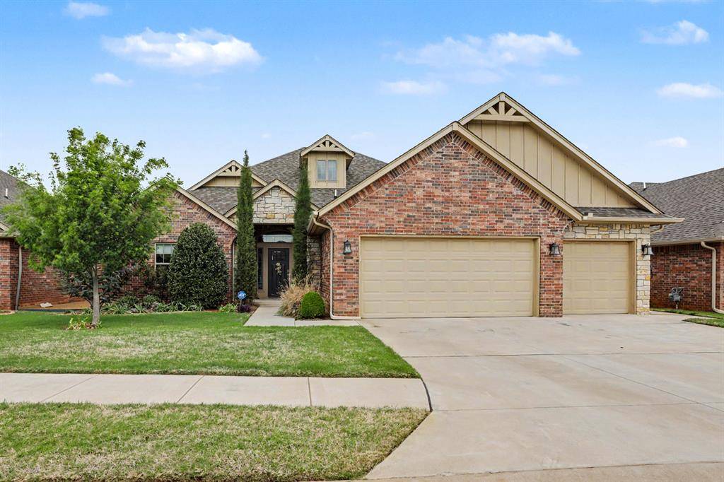 609 S Texoma DR, Edmond, OK 73025