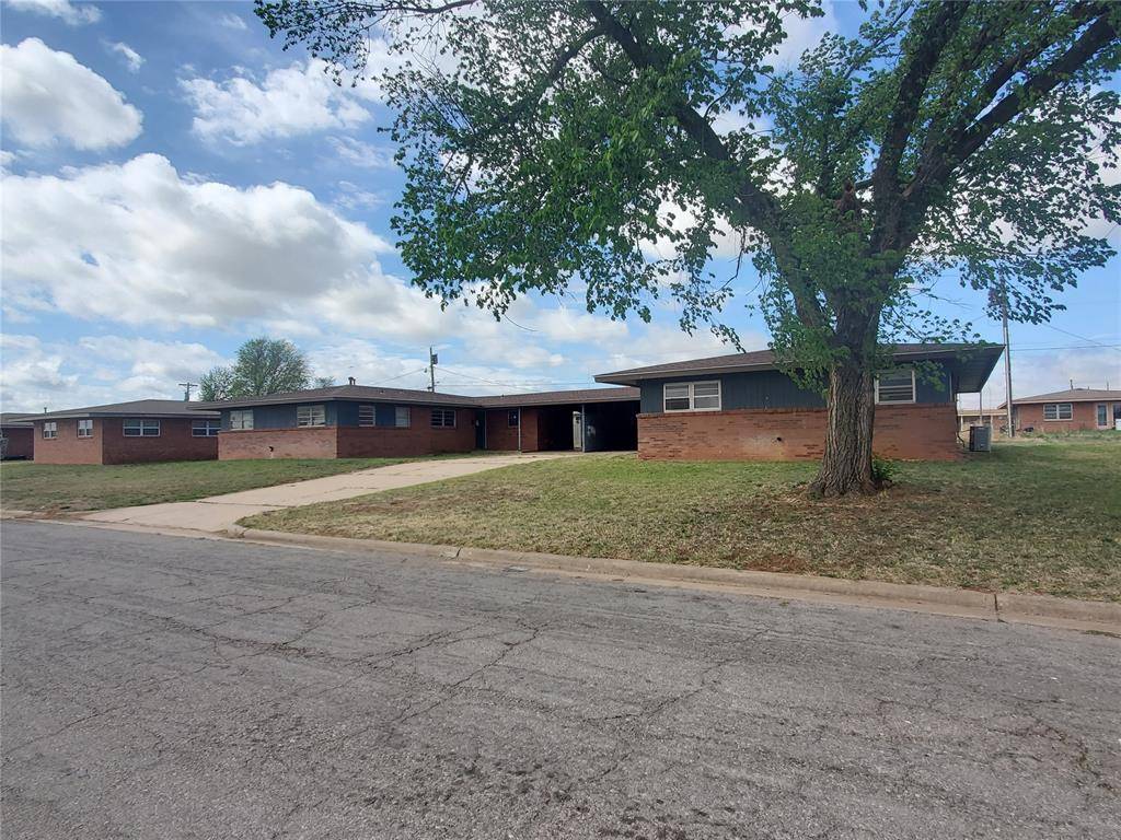 407 Iroquois TRL, Burns Flat, OK 73624