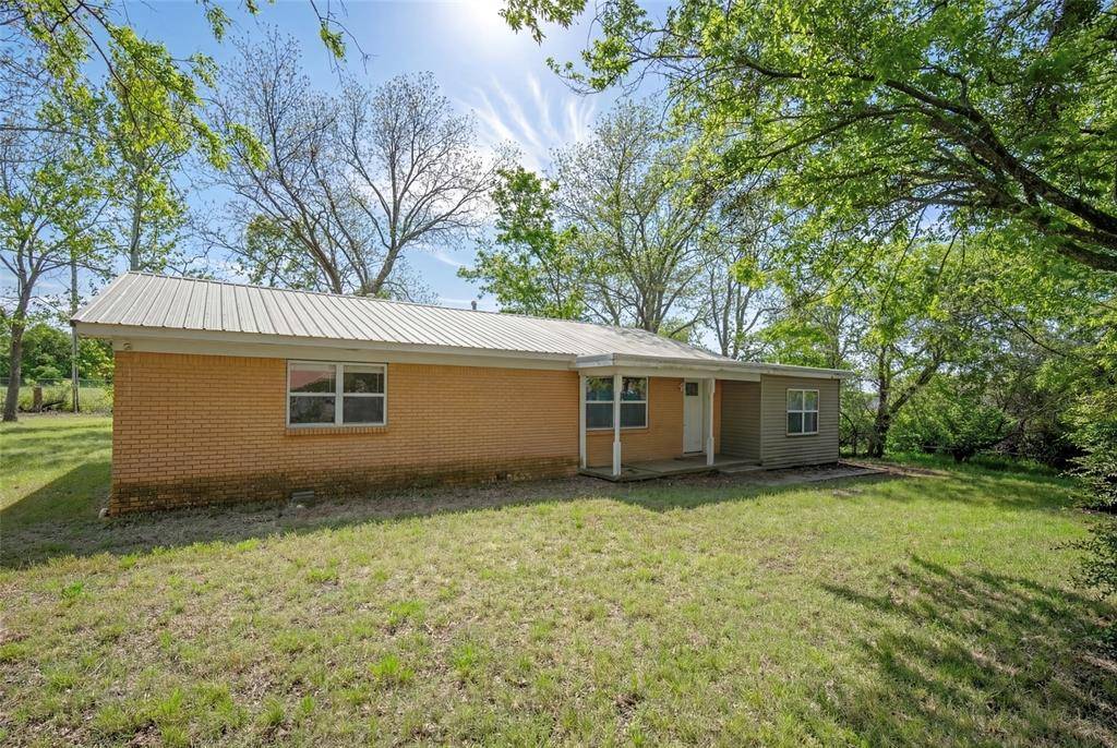 333 Fairlane AVE, Sulphur, OK 73086