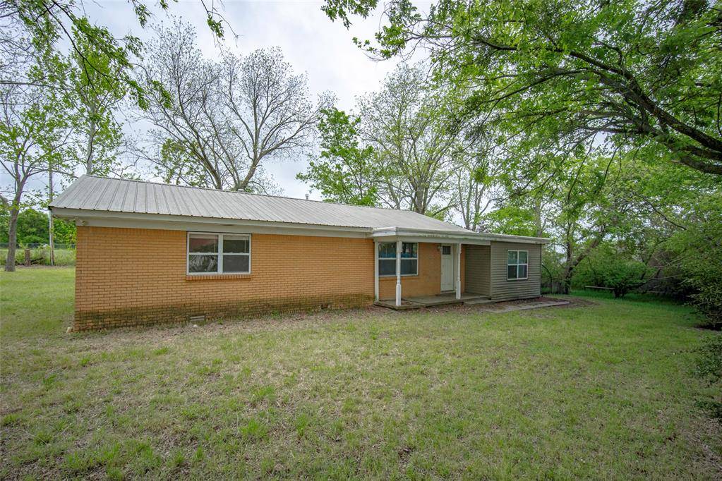 333 Fairlane AVE, Sulphur, OK 73086