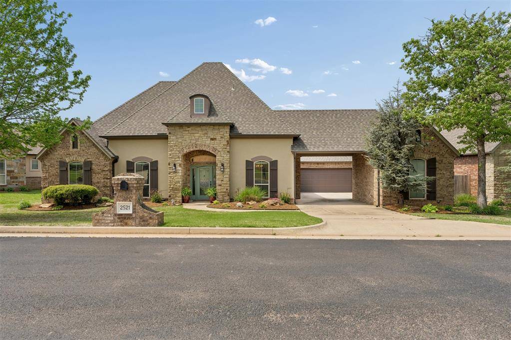 2521 Scarlet Oak CT, Choctaw, OK 73020