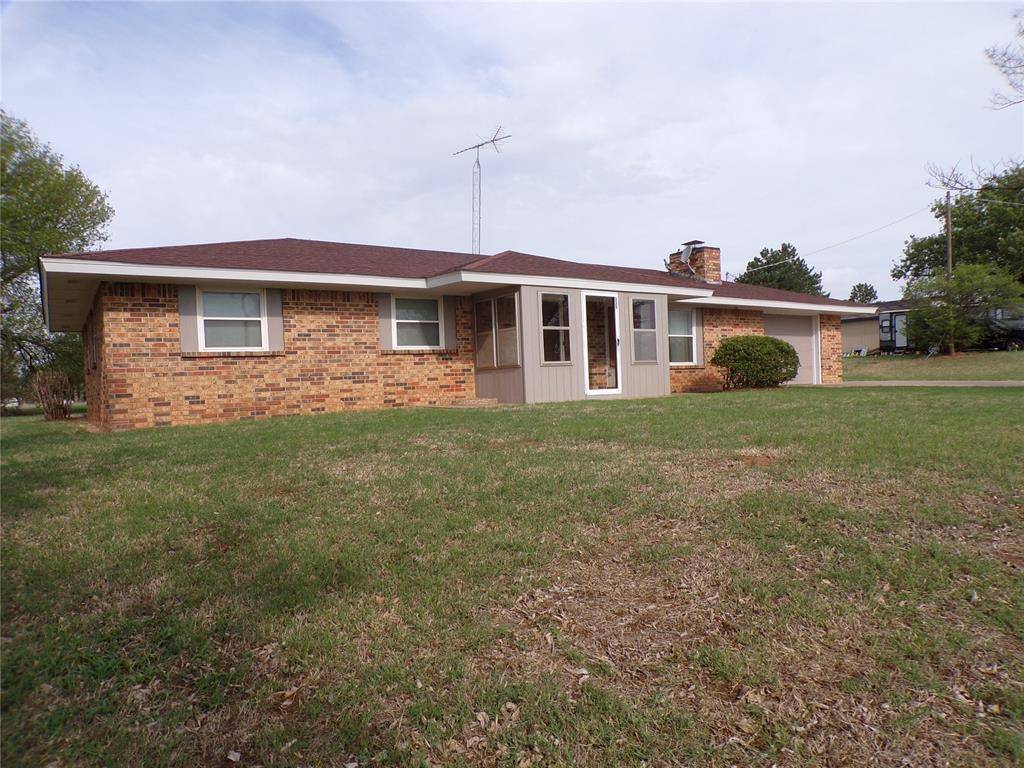 535 N Salyer, Hydro, OK 73048