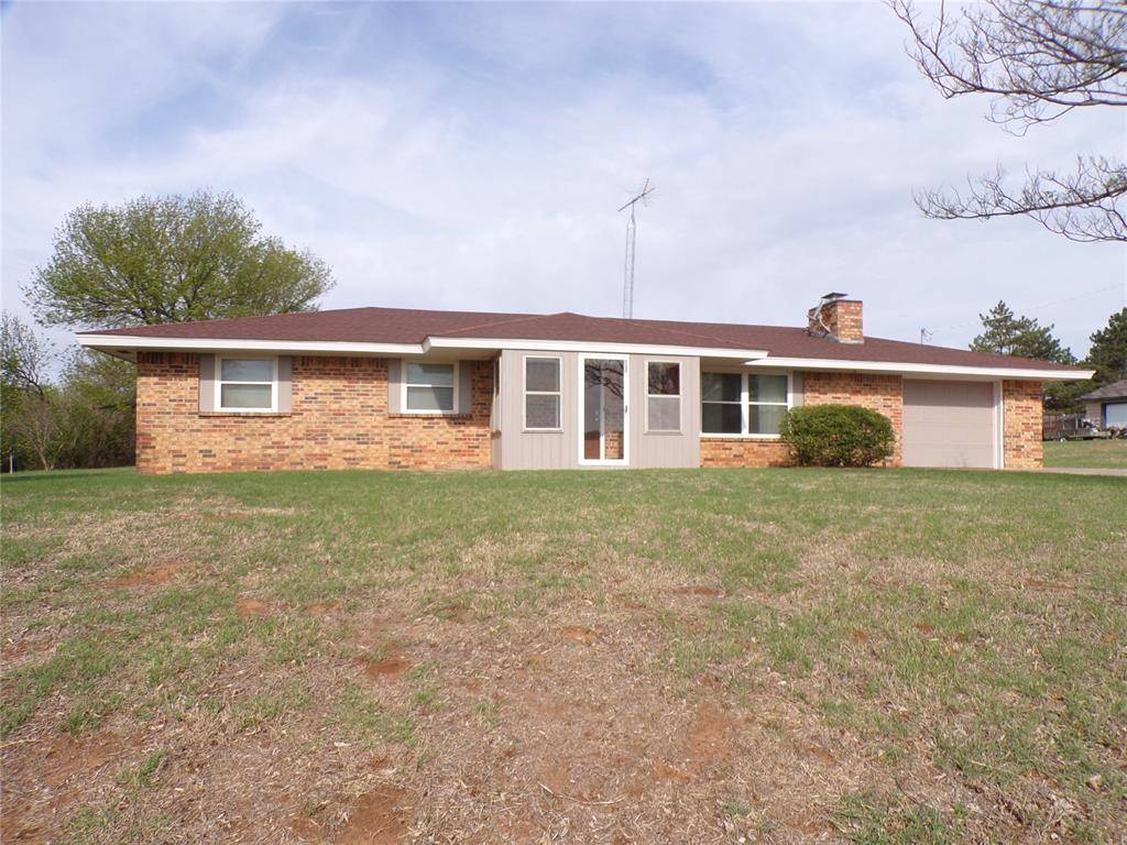535 N Salyer, Hydro, OK 73048