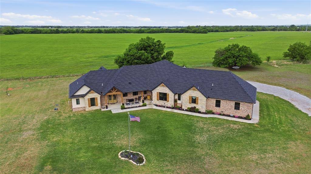 579 N Cemetery RD, Tuttle, OK 73089