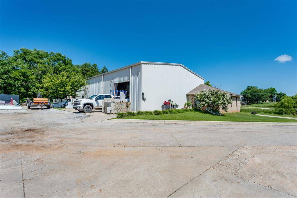 102104 NW 16th ST, Newcastle, OK 73065