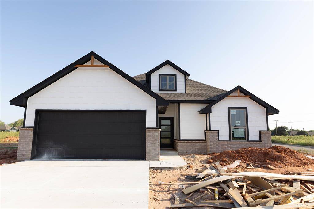 12201 SW 32nd PL, Yukon, OK 73099