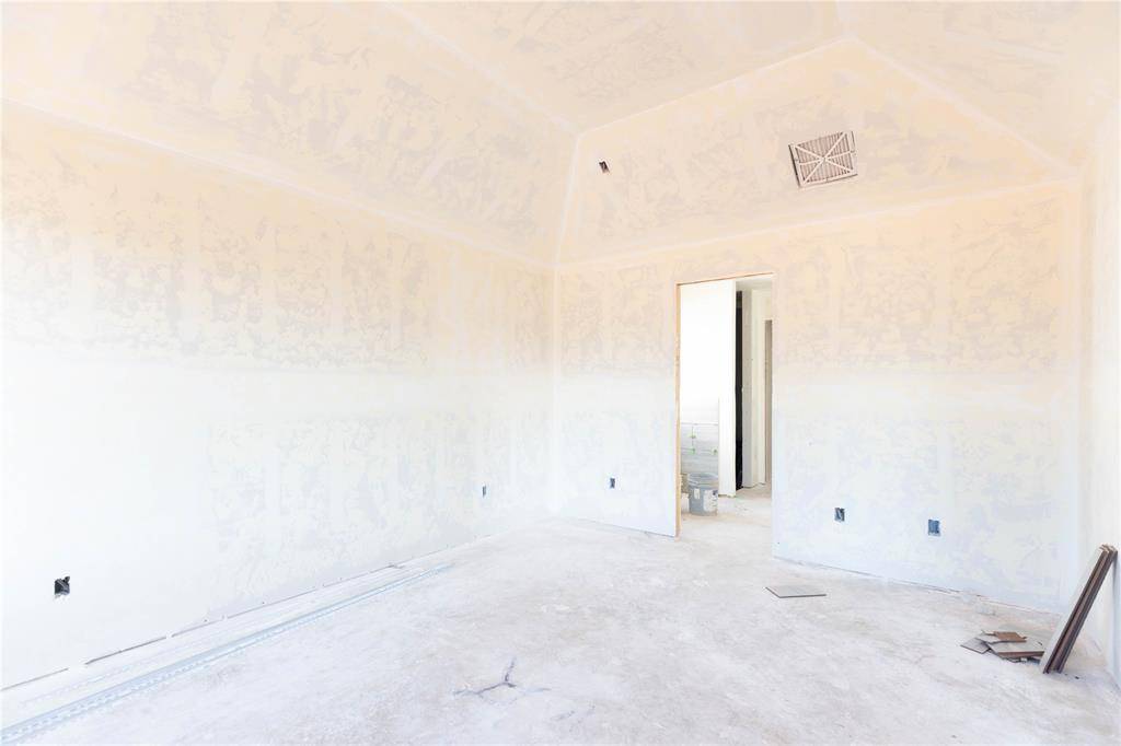 10332 SW 56th ST, Mustang, OK 73064