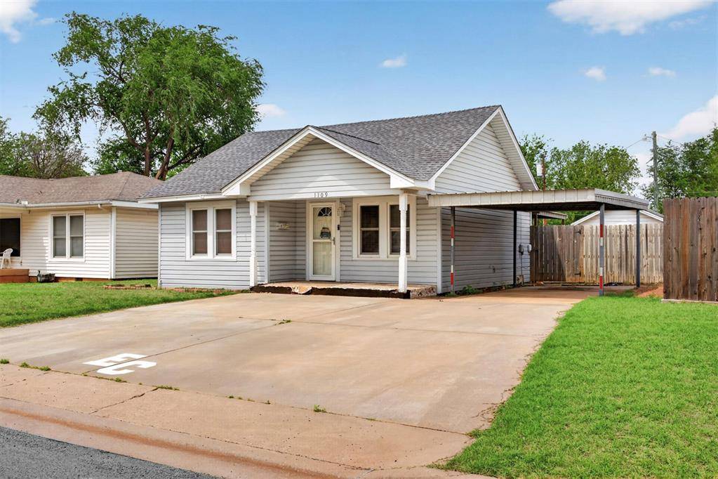 1109 W A AVE, Elk City, OK 73644