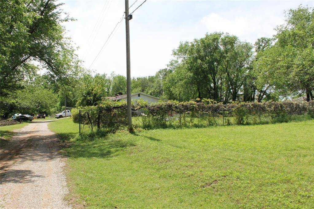 1020 W Oakland ST, Shawnee, OK 74801