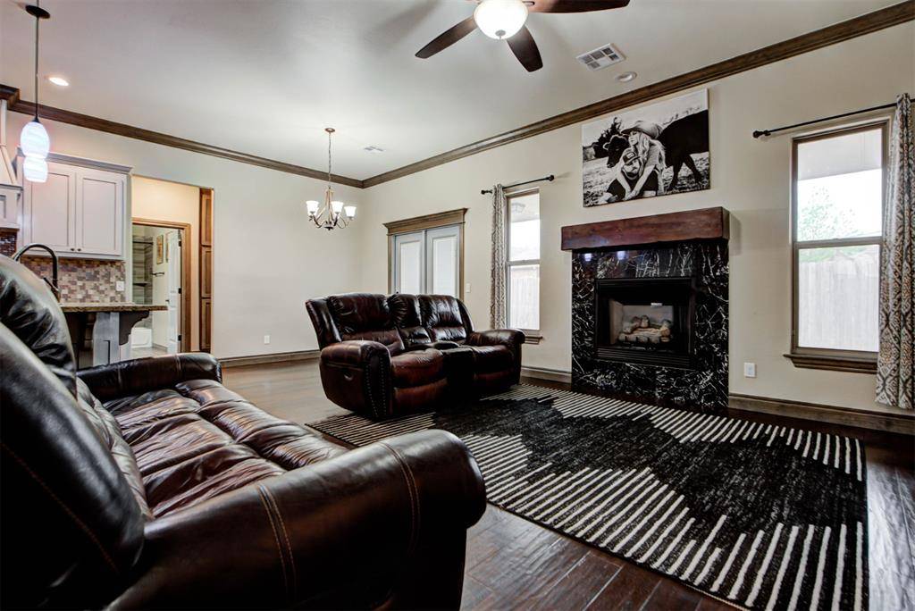 11732 SW 26th CT, Yukon, OK 73099