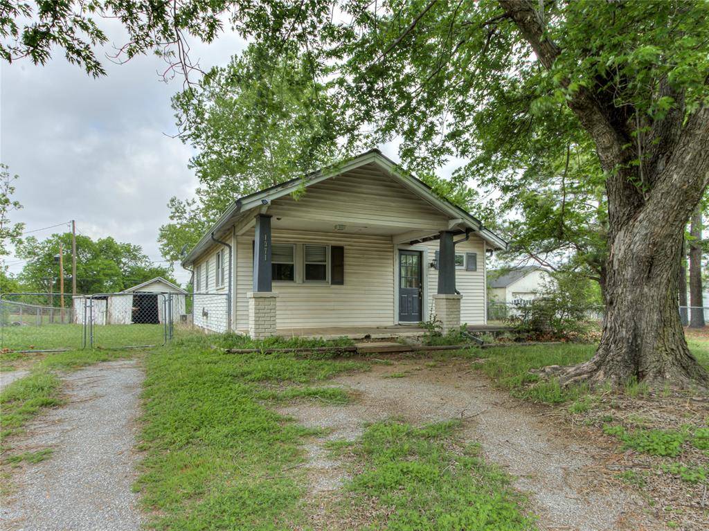 1371 N 1st ST, Harrah, OK 73045