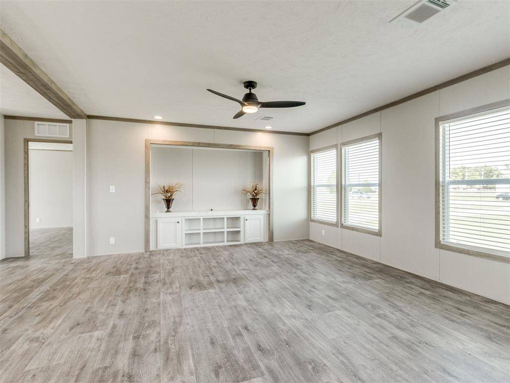 7701 Prairie Ridge LN, Crescent, OK 73028