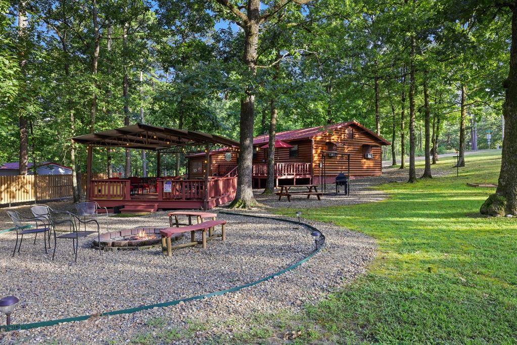 17 Halibut Bay RD, Broken Bow, OK 74728