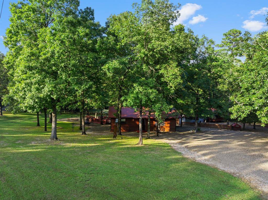17 Halibut Bay RD, Broken Bow, OK 74728