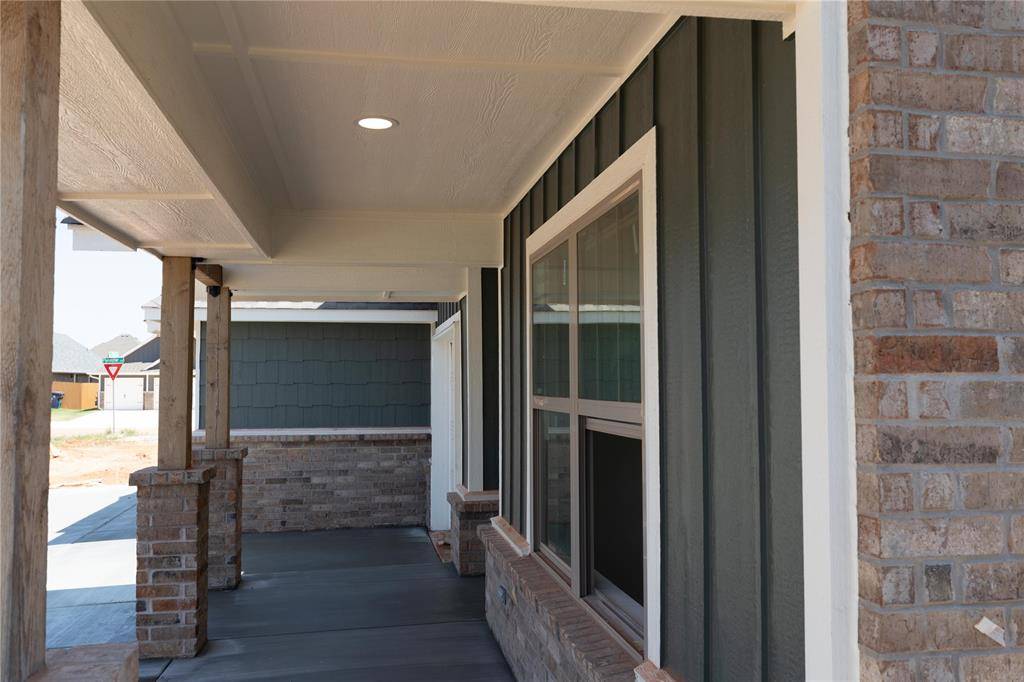 12504 SW 31st ST, Yukon, OK 73099