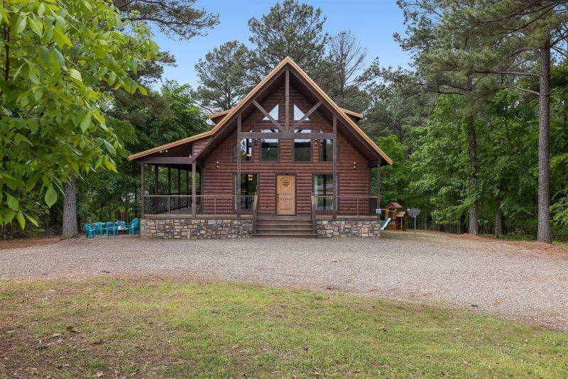 265 Sugarberry TRL, Broken Bow, OK 74728