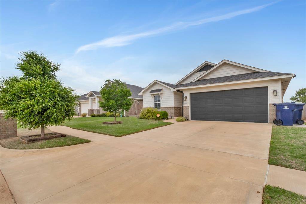 3332 Pagoda Pead DR, Yukon, OK 73099