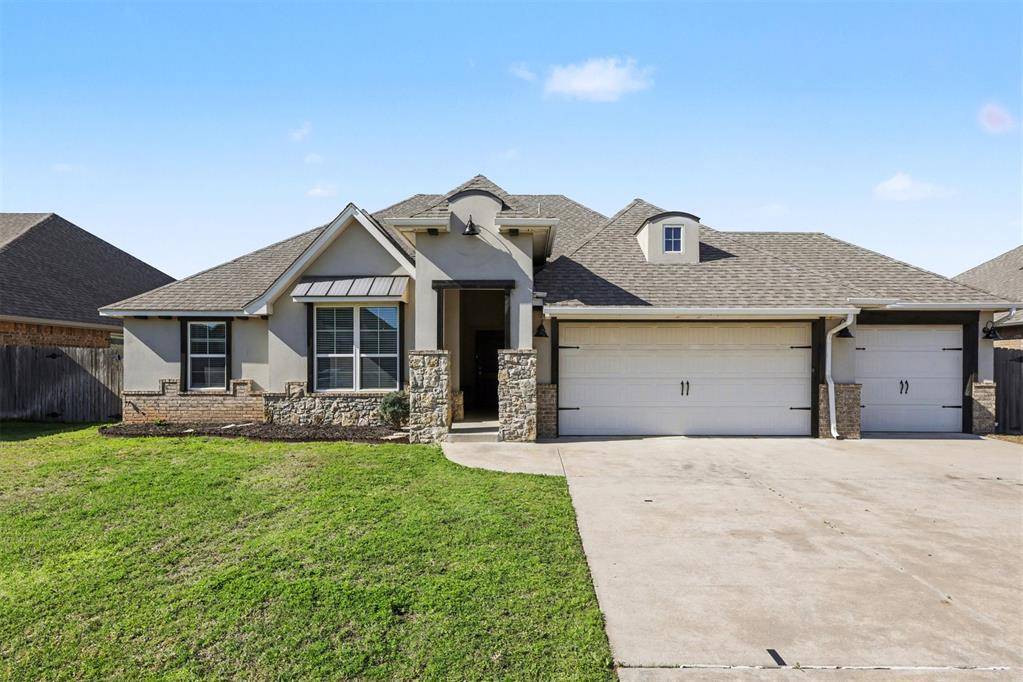11205 SW 41st TER, Mustang, OK 73064