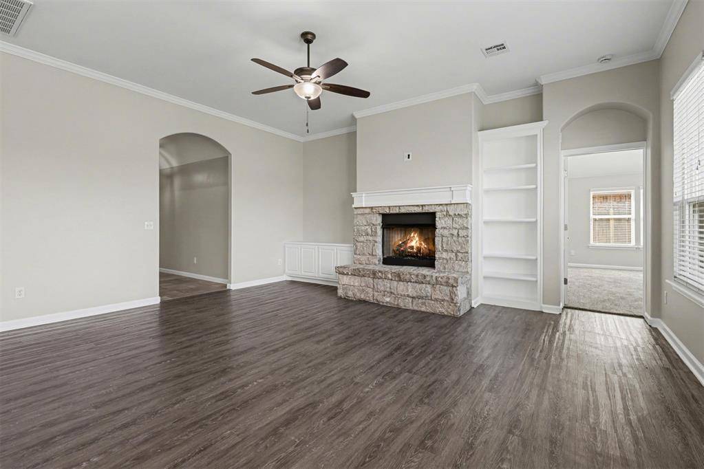 11205 SW 41st TER, Mustang, OK 73064